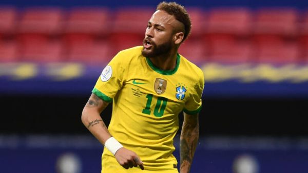 نيمار يقترب من رقم بيليه هداف البرازيل التاريخي برصيد 77 هدفاً