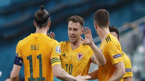 ويلز تتخطى عقبة تركيا