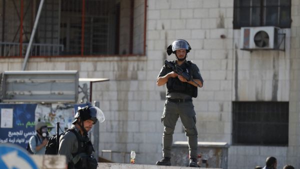 Israeli army carries out sweep operations at border with Lebanon