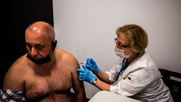 Russia posts highest number of COVID-19 cases in 6 months