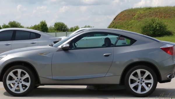 بي إم دبليو تعرض رسمياً سيارة اختبارية كلاسيكية تجمع بين سيارات SUV وكوبيه