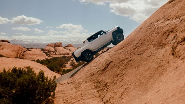 Zero Emissions, Zero Limits: GMC HUMMER EV Levels Up  in Off-road Testing, Gets Ready for Desert Adventures