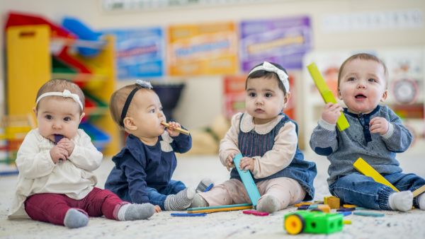صراعات السيطرة والنفوذ في المنزل بين الكبار والصغار هي أمر منتشر في العديد من العائلات