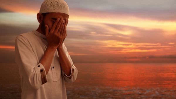 Muslim man praying