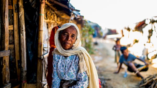 Bangladesh Arakan Camps Rohingya Muslim Women