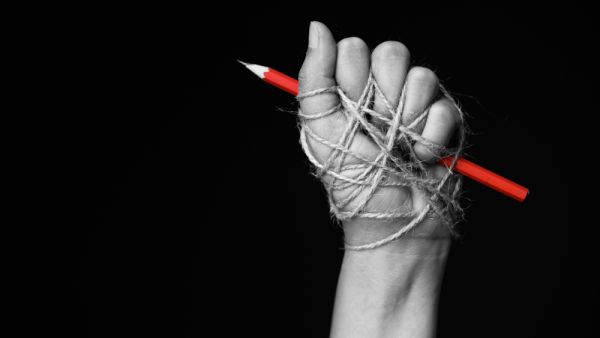 Global rights groups call for release of retired journalist in Egypt