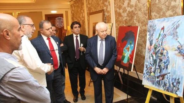 Abu-ghazaleh Patronizes Plastic Art Exhibition In Support Of Palestine