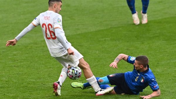 بيدري تألق أمام إيطاليا