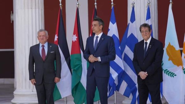 عبدالله الثاني: القمة فرصة لتوسيع التعاون