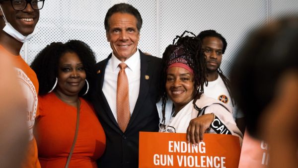 At least 150 dead in US gun violence in one weekend