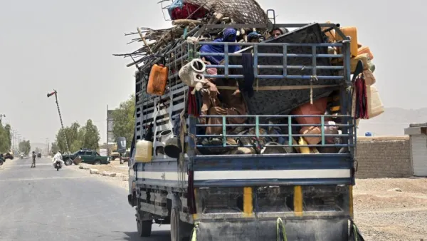 Insurgent Forces Hold Hundreds; Executions of Residents Linked to Government