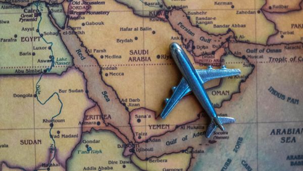 السعودية توقع اتفاقية مع اياتا لإنشاء مقر إقليمي بالمملكة