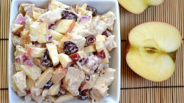 وصفات صيفية: سلطة الدجاج والتفاح