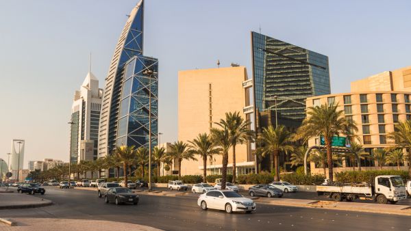السعودية تدرس استثمار 147 مليار دولار في قطاع النقل خلال السنوات التسع المقبلة