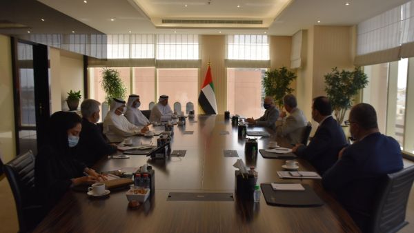 خلال الاجتماع، رحب معالي عبيد حميد الطاير بالسيد فريد بلحاج والوفد المرافق له لبحث أطر توطيد أواصر العمل والتعاون المشترك معالي عبيد حميد الطاير يلتقي فريد بلحاج نائب رئيس مجموعة البنك الدولي لمنطقة الشرق الأوسط وشمال أفريقيا
