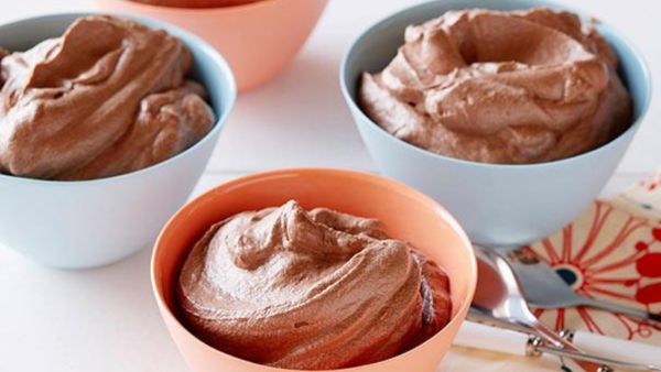 وصفات صيفية: موس الشوكولاتة بالجيلاتين