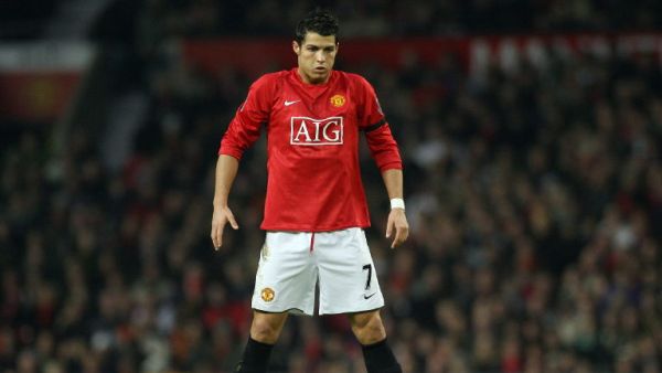 صورة أرشيفية لرونالدو بقميص مانشستر يونايتد