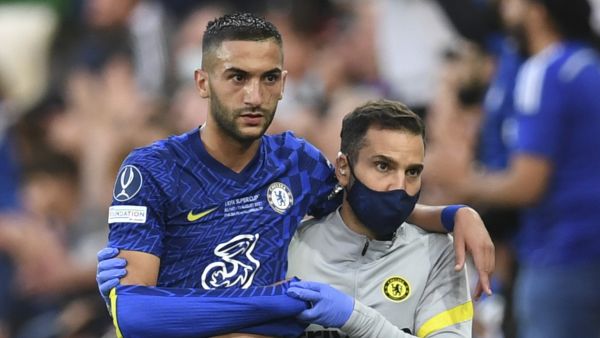 زياش يغادر اللقاء متأثراً بالإصابة