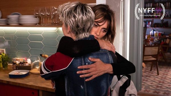 PARALLEL MOTHERS, Pedro Almodóvar’s contemporary new melodrama starring Penélope Cruz and newcomer Milena Smit, is the Closing Night