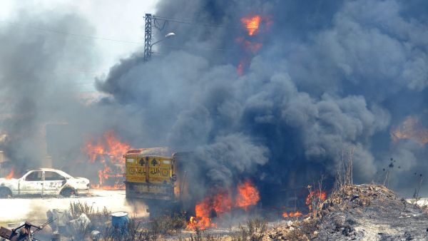 fuel tank explosion kills 28 people in Akkar