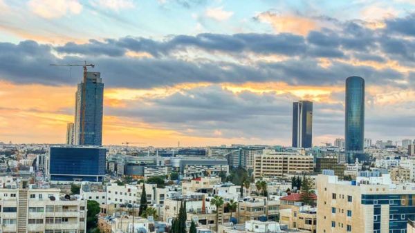 الأردن يستضيف 2500 لاجىء أفغاني