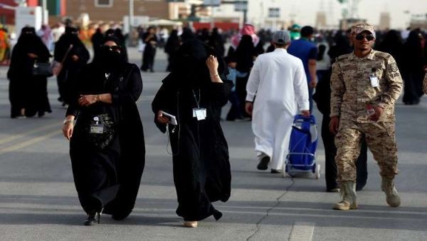 اعتقال 5 مواطنين