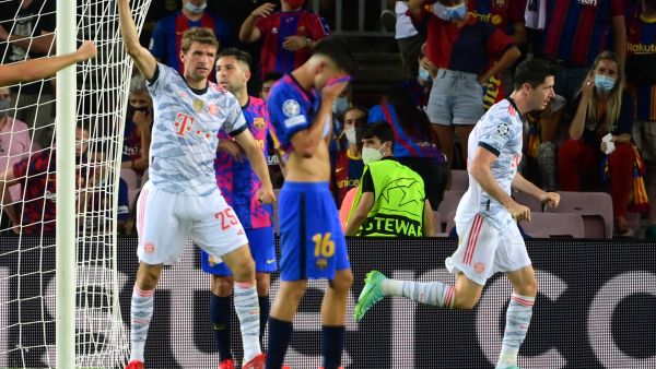 بايرن يهزم برشلونة في عقر داره