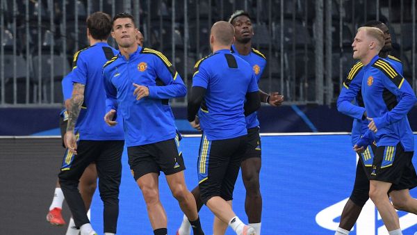 جانب من تدريبات مانشستر يونايتد الاستعدادية للمواجهة