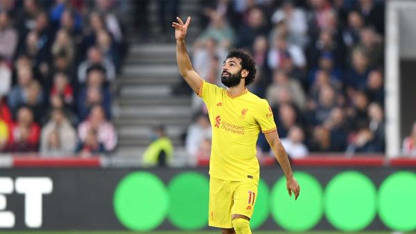 صلاح يحتفل بهدفه (المصدر: حساب الدوري الإنجليزي على تويتر)