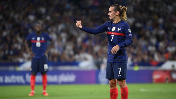 غريزمان يقود فرنسا للفوز