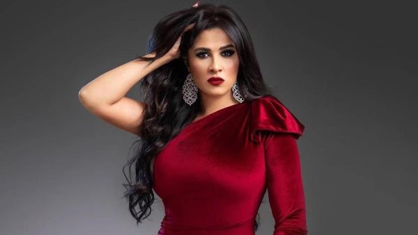 ياسمين عبد العزيز  ياسمين عبد العزيز