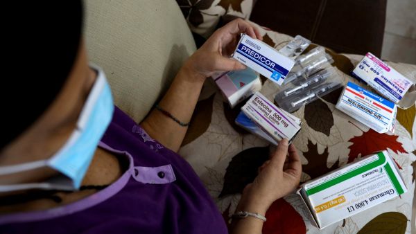 Medicines shortage leads Lebanese to buy basic drugs from Turkey