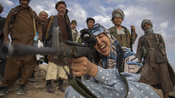 طالبان تدعو ميركيل لزيارة افغانستان