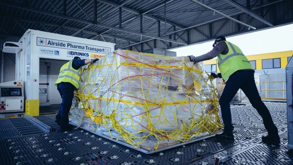 Key Milestone: DHL Delivers 1 Billion Covid-19 Vaccine Doses