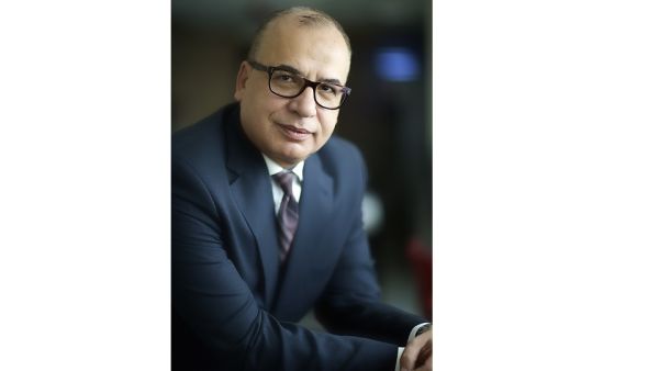 محمد أمين، النائب الأول للرئيس لمنطقة الشرق الأوسط وروسيا وإفريقيا وتركيا في "دِل تكنولوجيز" وفقًا لدراسة حديثة من "دِل تكنولوجيز": الشركات في الإمارات والسعودية تظهر ثقة عالية بالبيانات