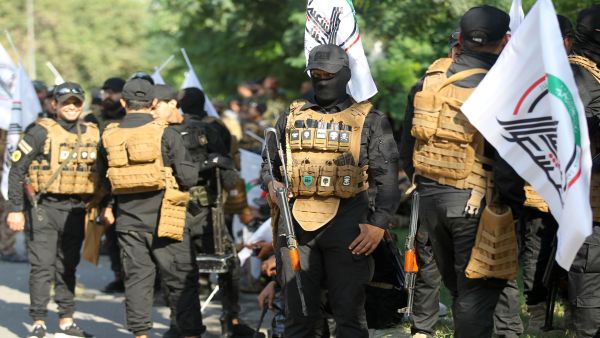 عناصر من الحشد الشعبي