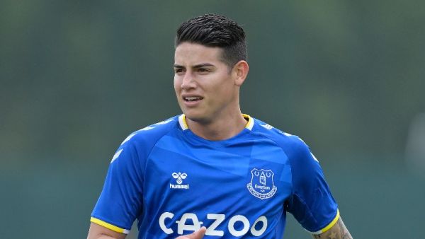 خاميس رودريغيز (المصدر: حساب إيفرتون الرسمي على تويتر)