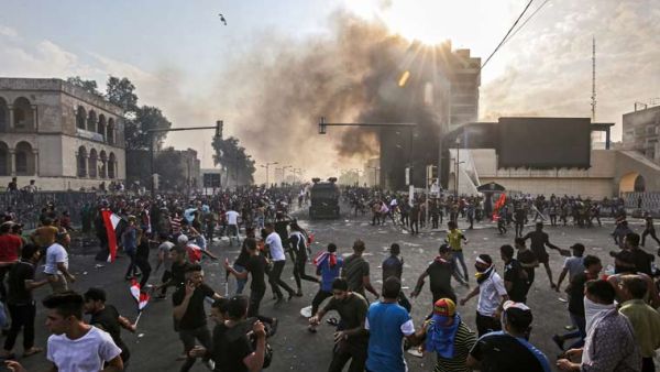 2019 - Clashes near Bagdad's Tahrir Square (AFP File Photo)  Clashes near Bagdad's Tahrir Square