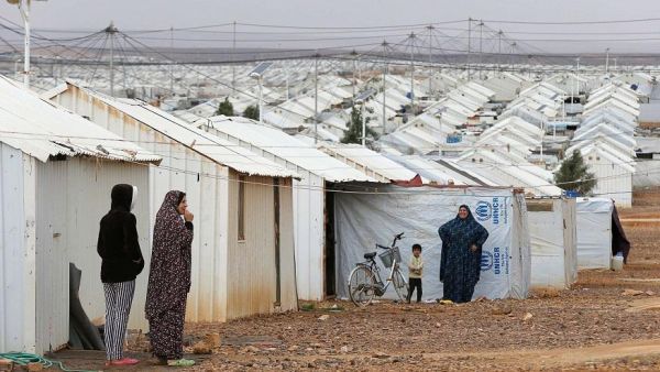 حل المشاكل ياتي بانهاء الحرب