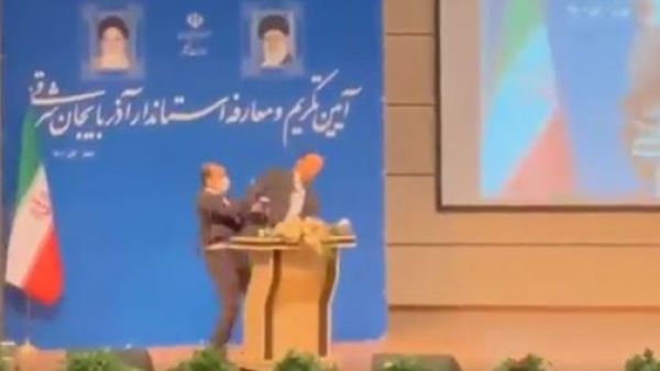 صفعة قوية لزين العابدين رضوي 