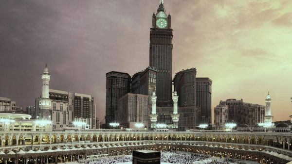 السعودية تختصر السفر من جدة إلى مكة في 5 دقائق