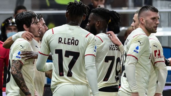 ميلان يحافظ على المركز الثاني في ترتيب الدوري الإيطالي