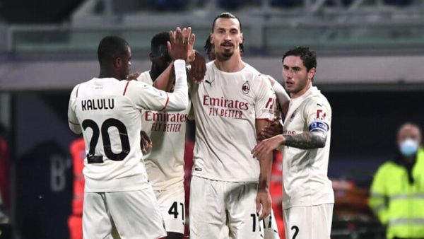 إبراهيموفيتش (وسط) مرشح لقيادة هجوم ميلان اليوم