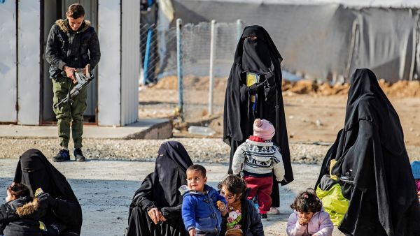 ISIS bride begs to return to the UK