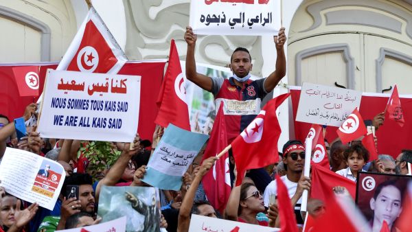 Tunisians support president Kais Saied anti-corruption drive