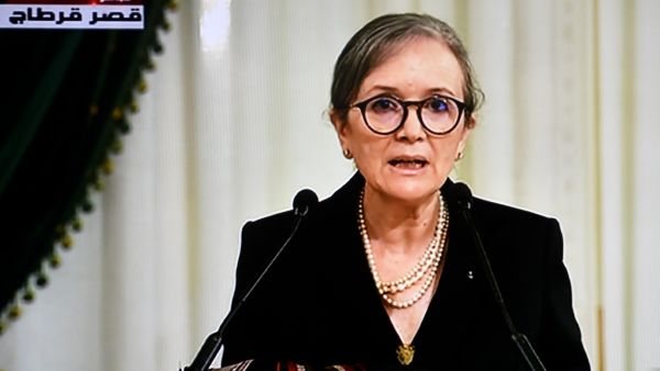 Tunisian new government sworn in