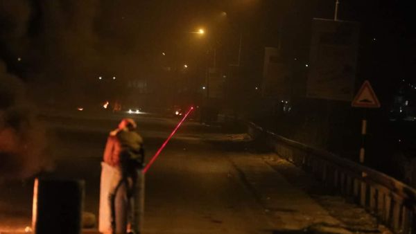 فلسطينيون ينقلون "الإرباك الليلي" لجنوبي الضفة