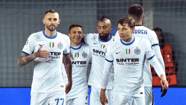 إنتر ميلان يتطلع للتغلب على غريمه الأزلي ميلان اليوم