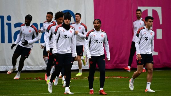 جانب من تدريبات بايرن ميونيخ الاستعدادية للقاء