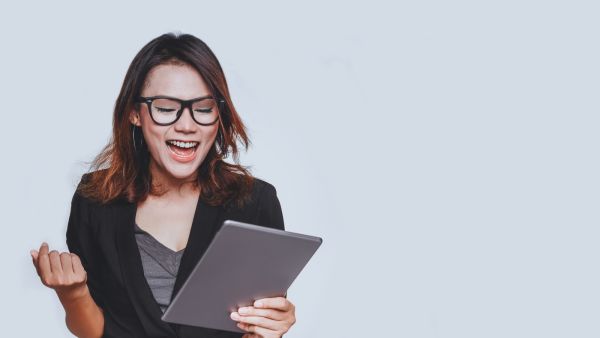 حظك اليوم مع توقعات الأبراج اليوم الأحد 22 تشرين الثاني/ نوفمبر 2021